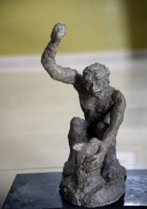 Blacksmith (Lohaar) bronze sculpture by Ramkinkar Baij – Modernist Indian Art